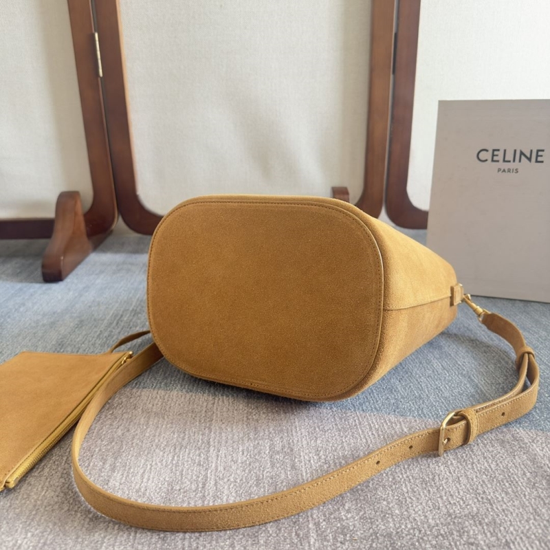 Ce1i*e bucket bags